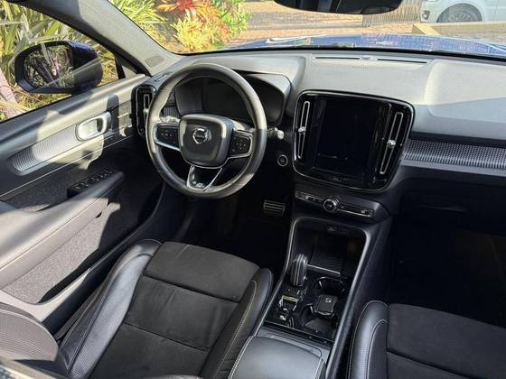 VOLVO XC40 2.0 T5 GASOLINA R-DESIGN AWD GEARTRONIC